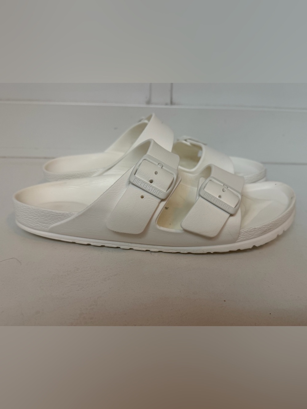 Birkenstock Arizona EVA White Sandals Mens 9 Womens 10 EU 41 Adjustable Slides